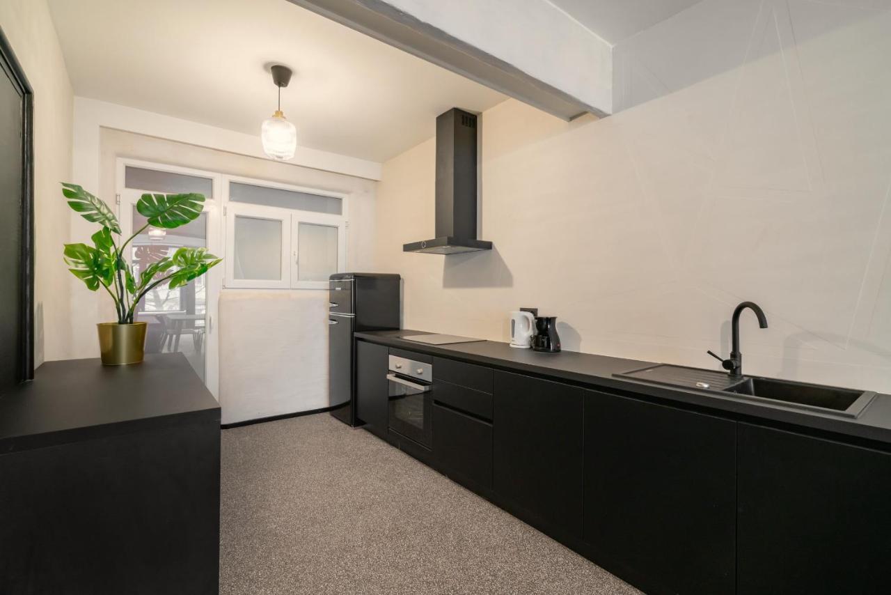 Charming And Spacious Antwerp City Center Apartments Екстер'єр фото