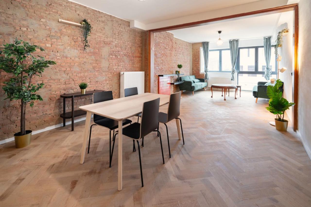Charming And Spacious Antwerp City Center Apartments Екстер'єр фото